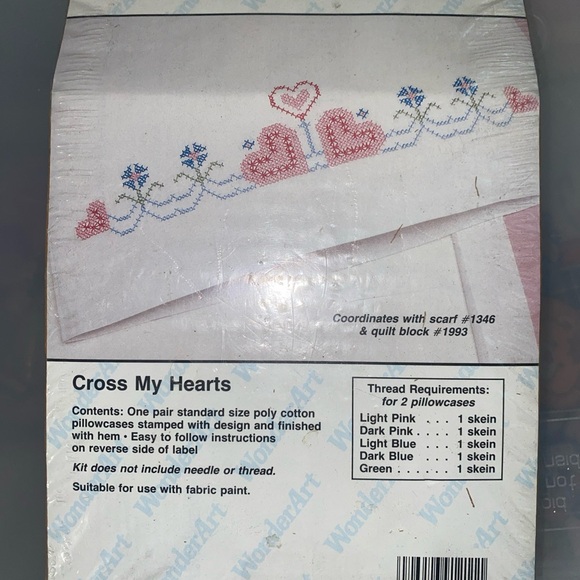 VTG WonderArt Cross Stitch Pillowcases- NWD - Picture 5 of 6